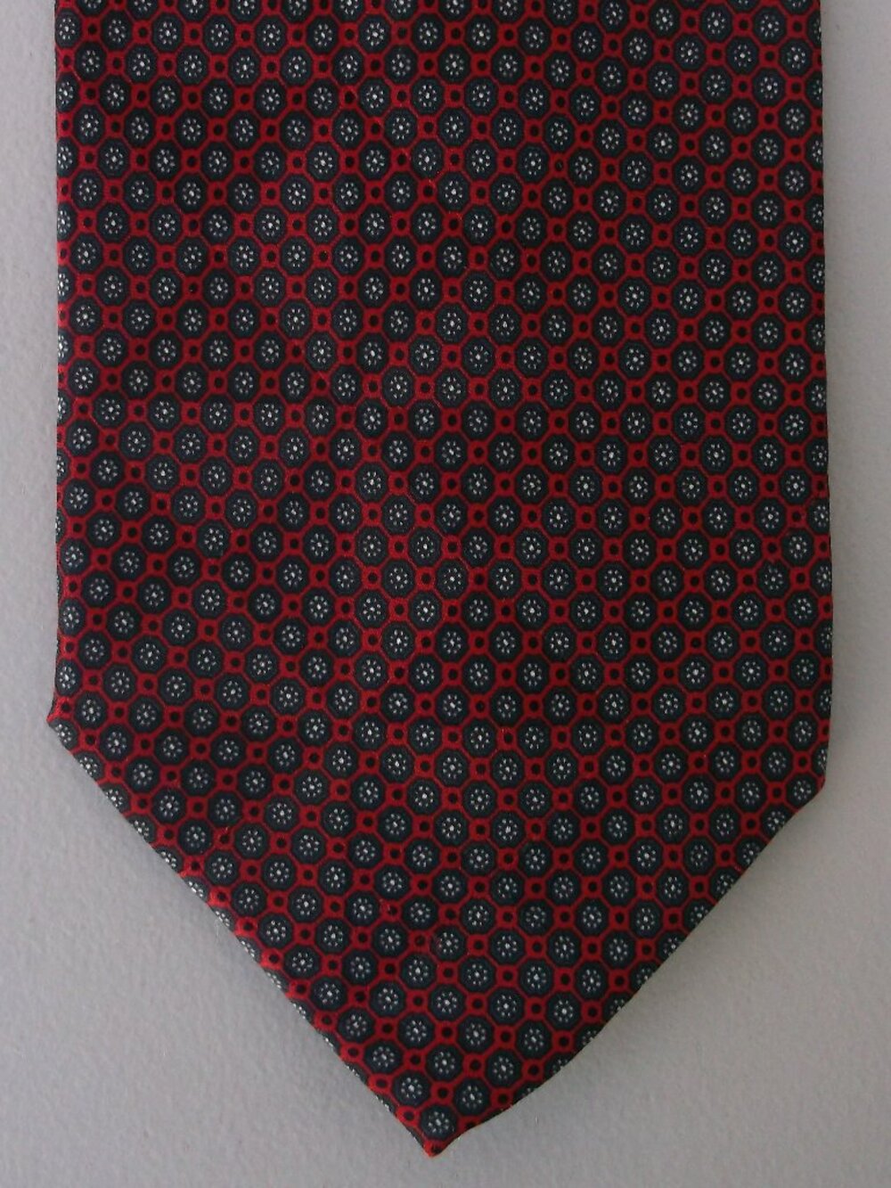 Fratelli Moda 100% Silk Handmade Italy Tie - Red Geometric